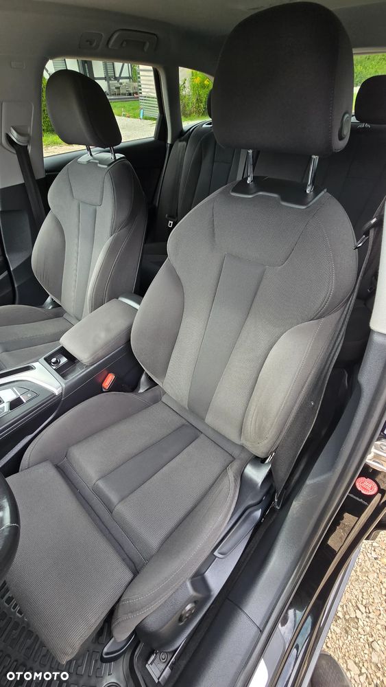 Audi A4 Avant 2.0 TDI ultra S tronic - 16