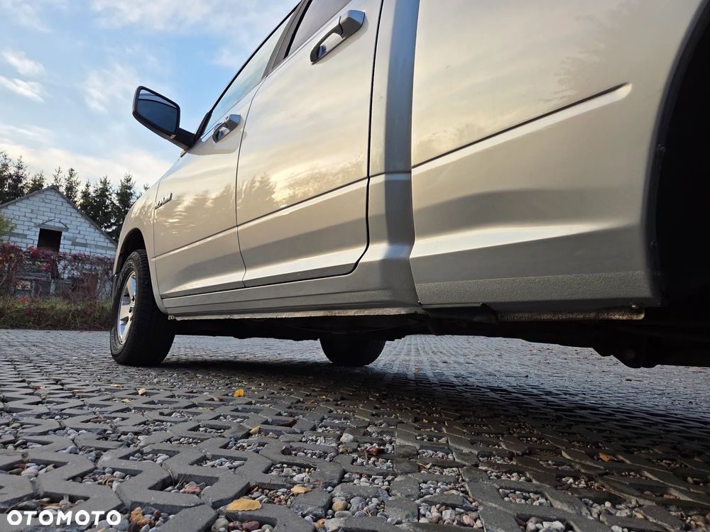Dodge RAM 4.7 4x4 - 25
