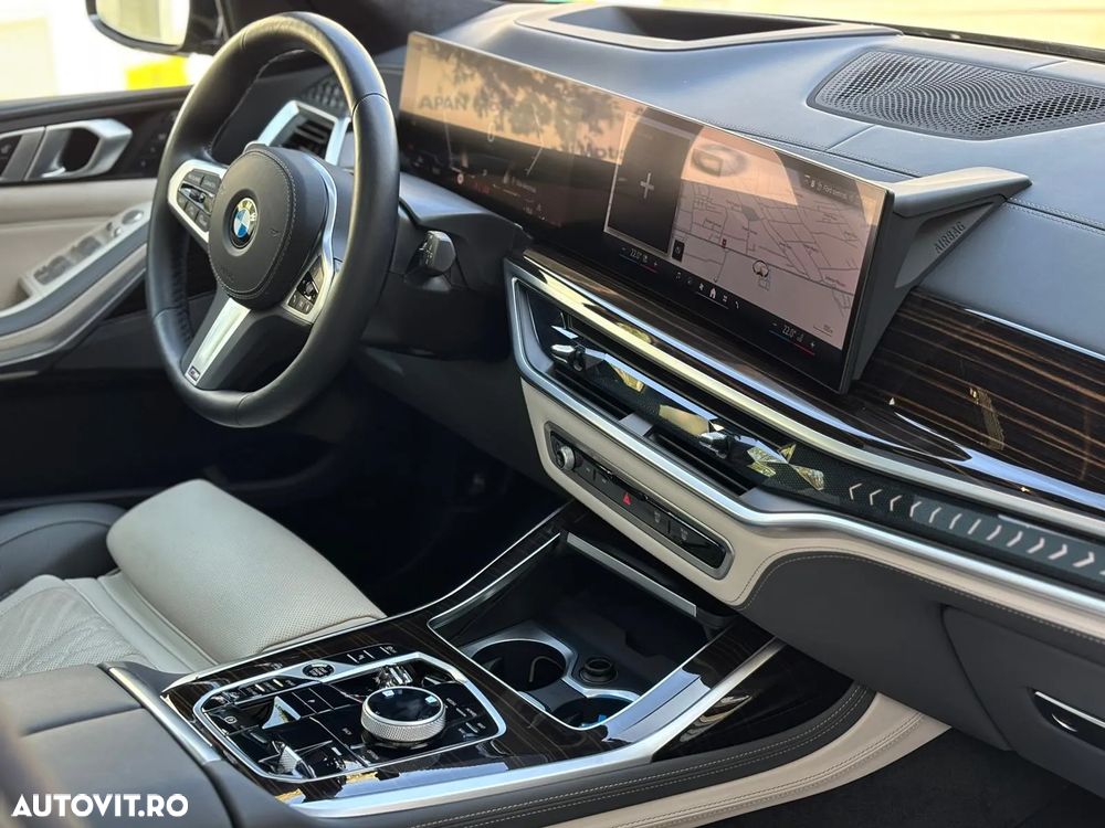 BMW X7 xDrive40i AT MHEV - 9