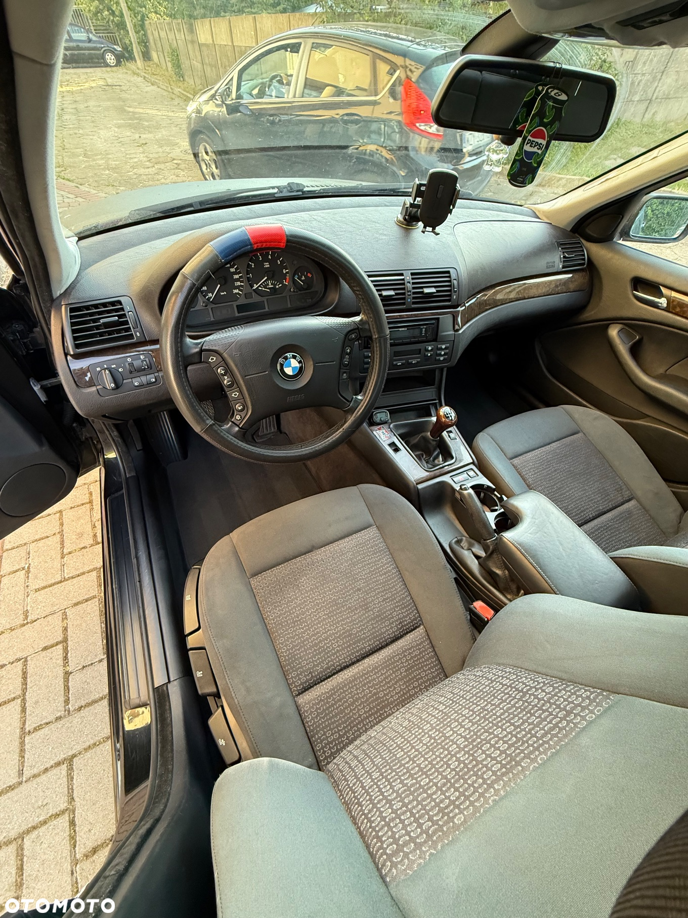 BMW Seria 3 316i - 10