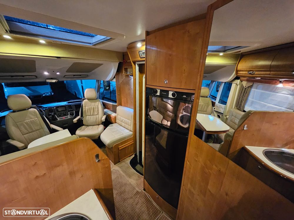 Rapido Le Randonneur 9083DF CHASSI AL-KO CAMA TRANSVERSAL + BASCULANTE - 38