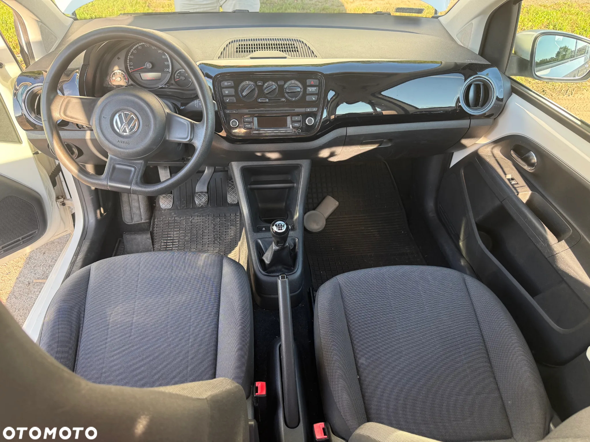 Volkswagen up! - 11
