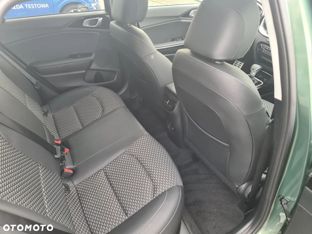 Kia Ceed 1.5 T-GDI L DCT - 12