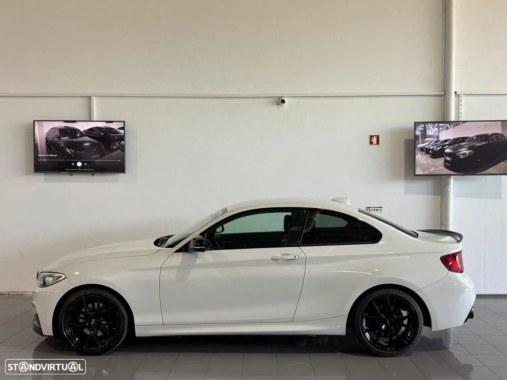 BMW 220 d Coupe Pack M - 16