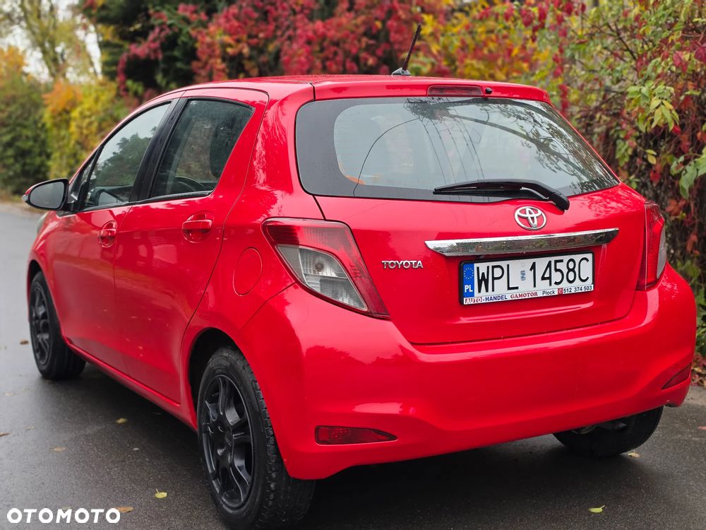 Toyota Yaris - 8