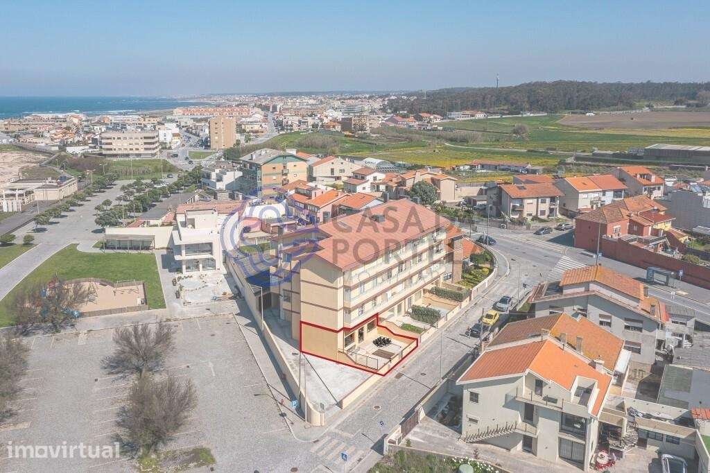 Loja com Terraço junto à Praia do Marreco - Grande imagem: 5/20