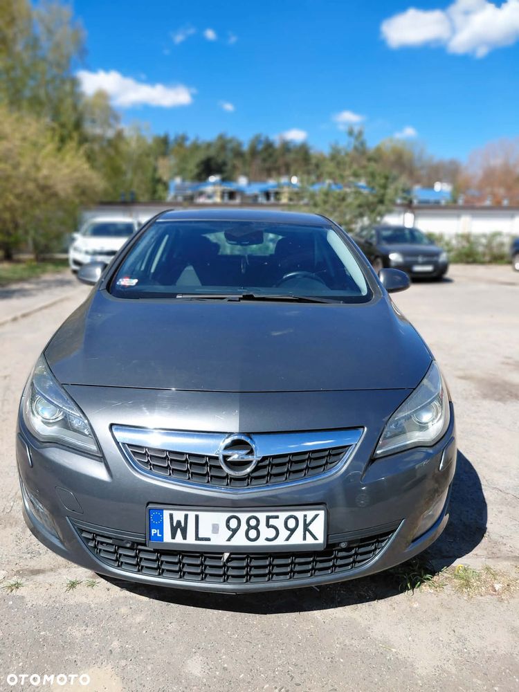 Opel Astra 1.7 CDTI DPF Cosmo - 2