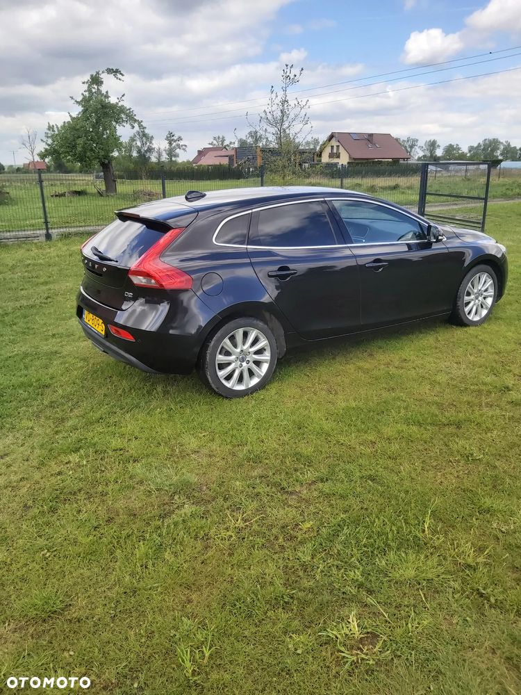 Volvo V40 D2 Summum - 11