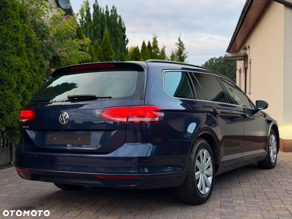Volkswagen Passat - 2
