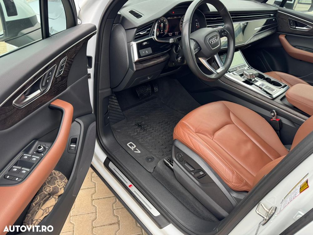 Audi Q7 3.0 55 TFSI quattro Tiptronic S Line - 6