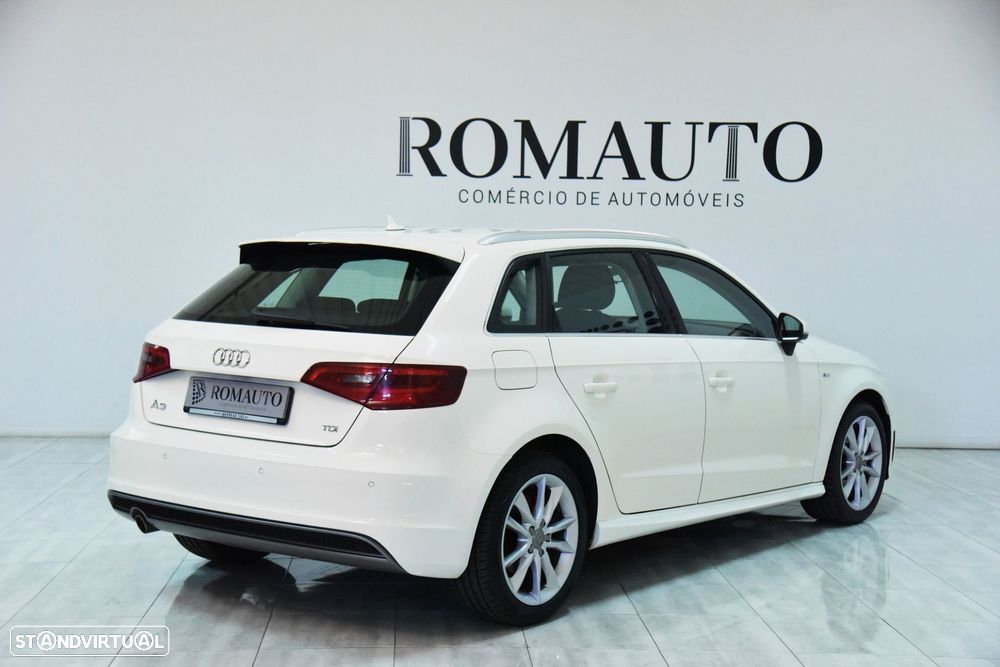 Audi A3 Sportback 1.6 TDI S-line - 4