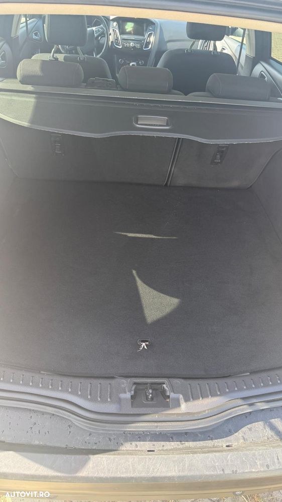Ford Focus - 18