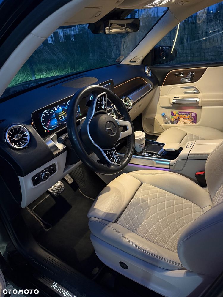 Mercedes-Benz GLB 250 4-Matic Progressive 8G-DCT - 20