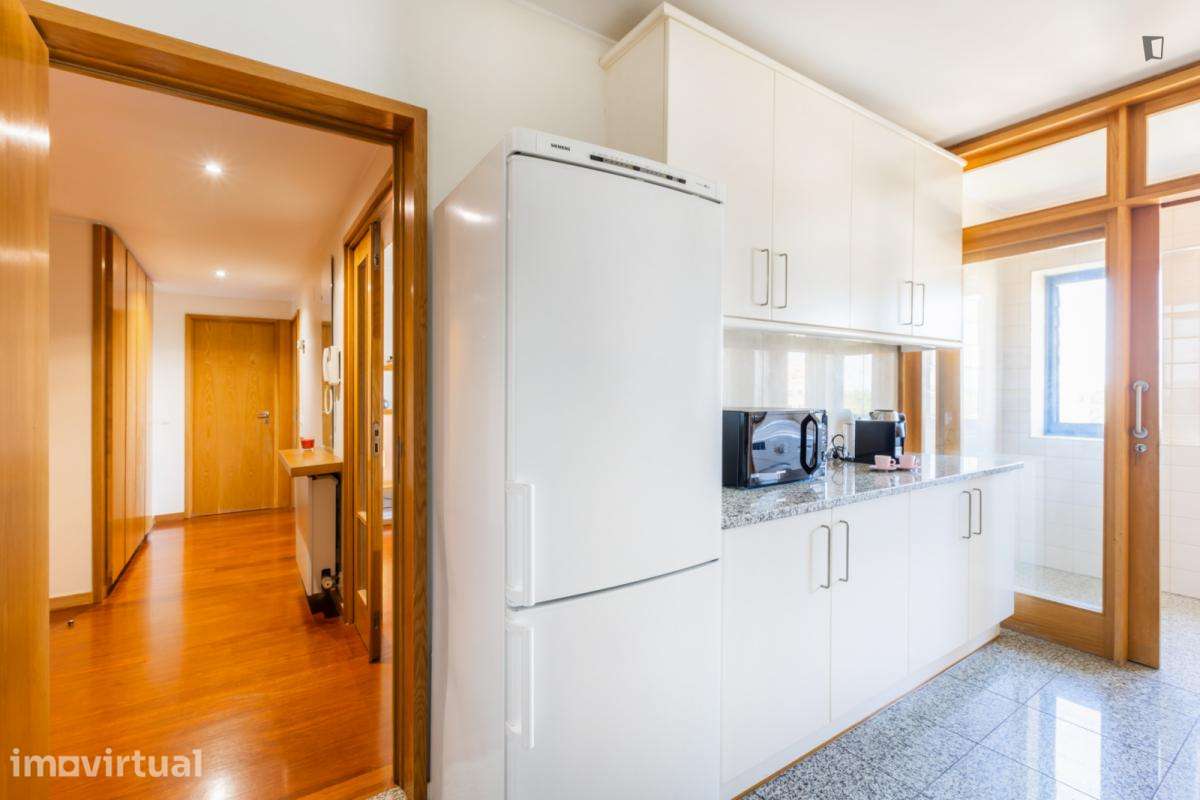 Apartamento com 1 quartos - localizado em Nevogilde Porto - Grande imagem: 4/33