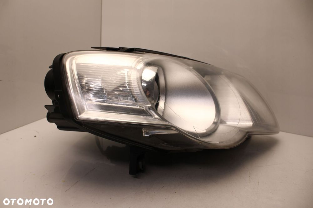 VW PASSAT B6 05R- LAMPA PRAWY PRZÓD PRAWA PRZEDNIA - 3