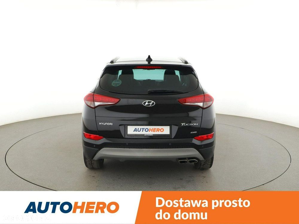 Hyundai Tucson 2.0 CRDI Style 4WD - 6