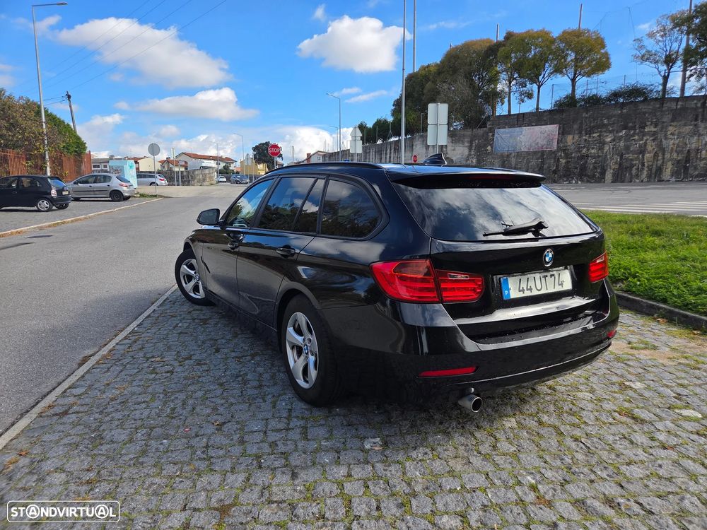 BMW 320 - 4