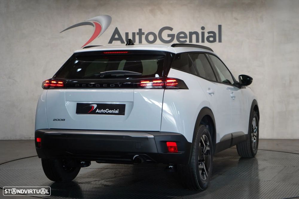 Peugeot 2008 PureTech 100 Allure - 2