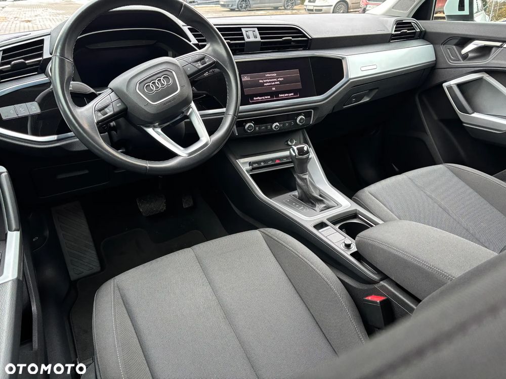 Audi Q3 45 TFSIe S tronic - 12