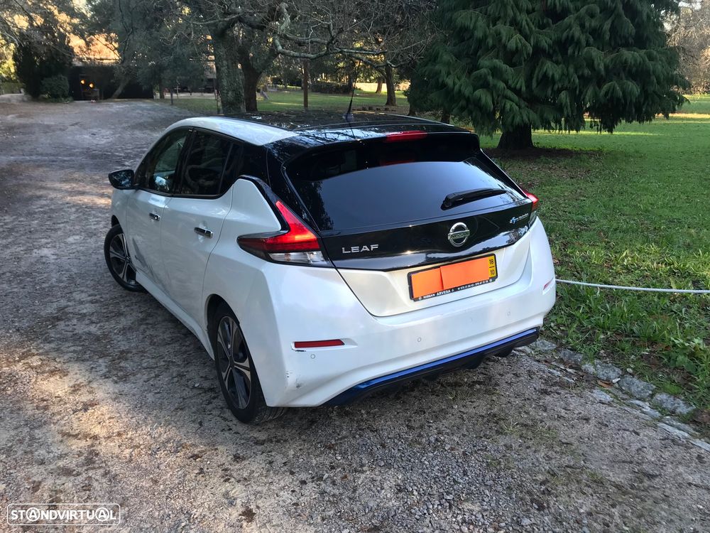 Nissan Leaf 40 kWh TEKNA - 6