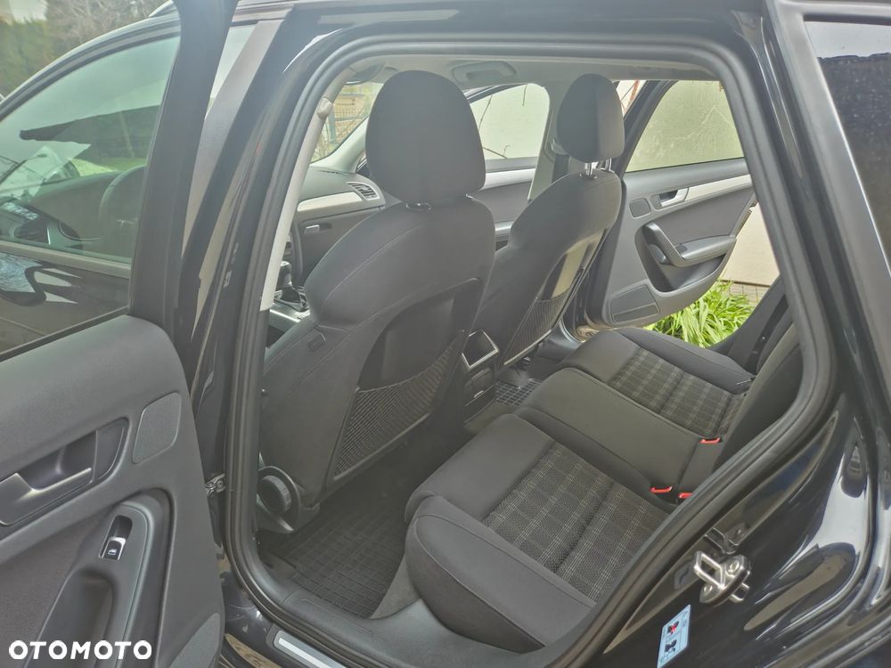 Audi A4 Avant 2.0 TDI - 12