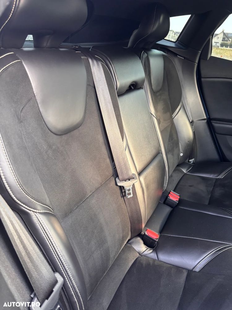 Volvo V40 D2 RDesign - 12