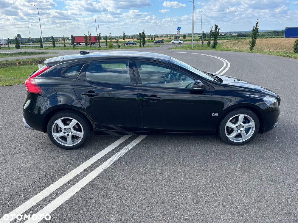 Volvo V40 T2 Drive-E Momentum - 7