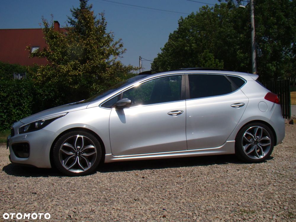 Kia Ceed 1.6 T-GDI GT - 11