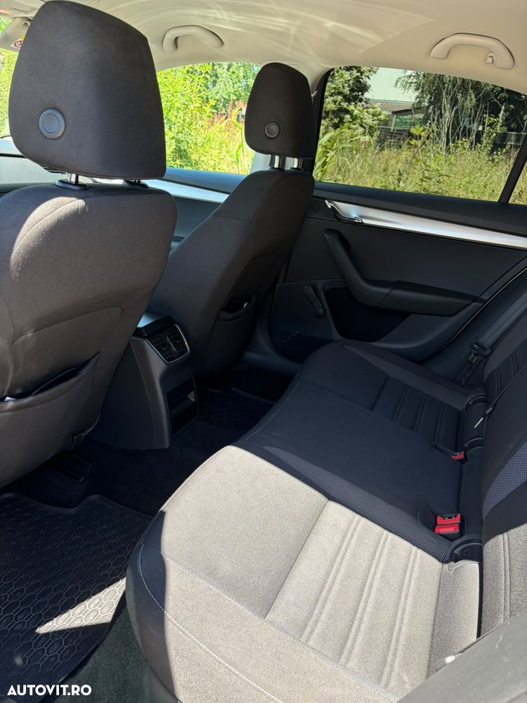 Skoda Octavia - 9