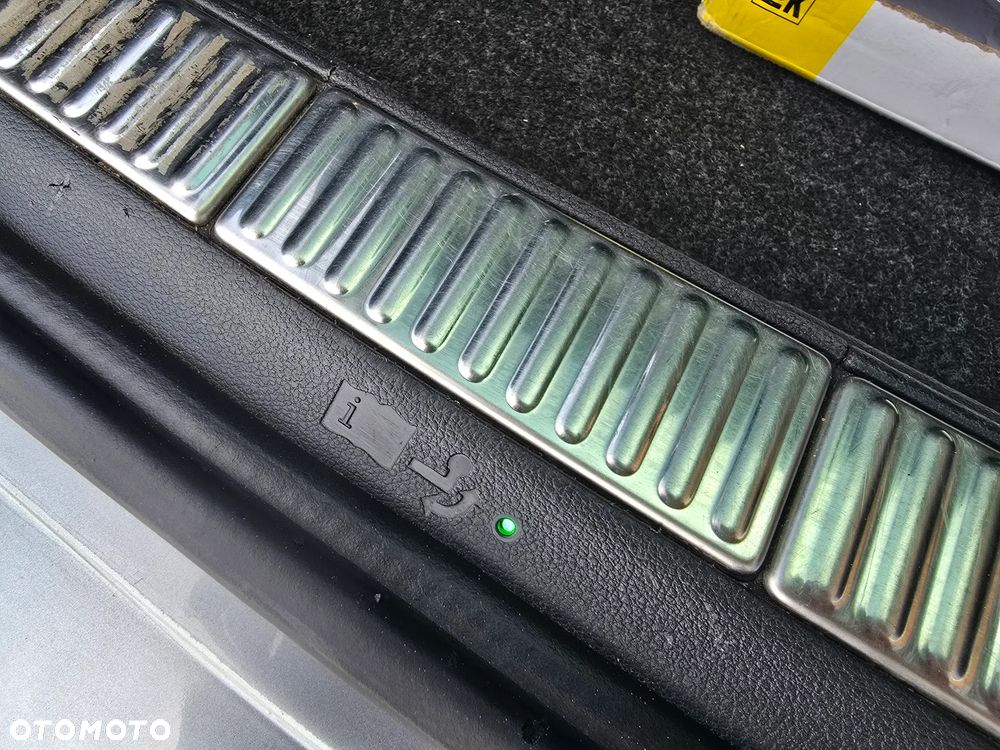 Skoda Superb 2.0 TDI 4x4 Style - 33