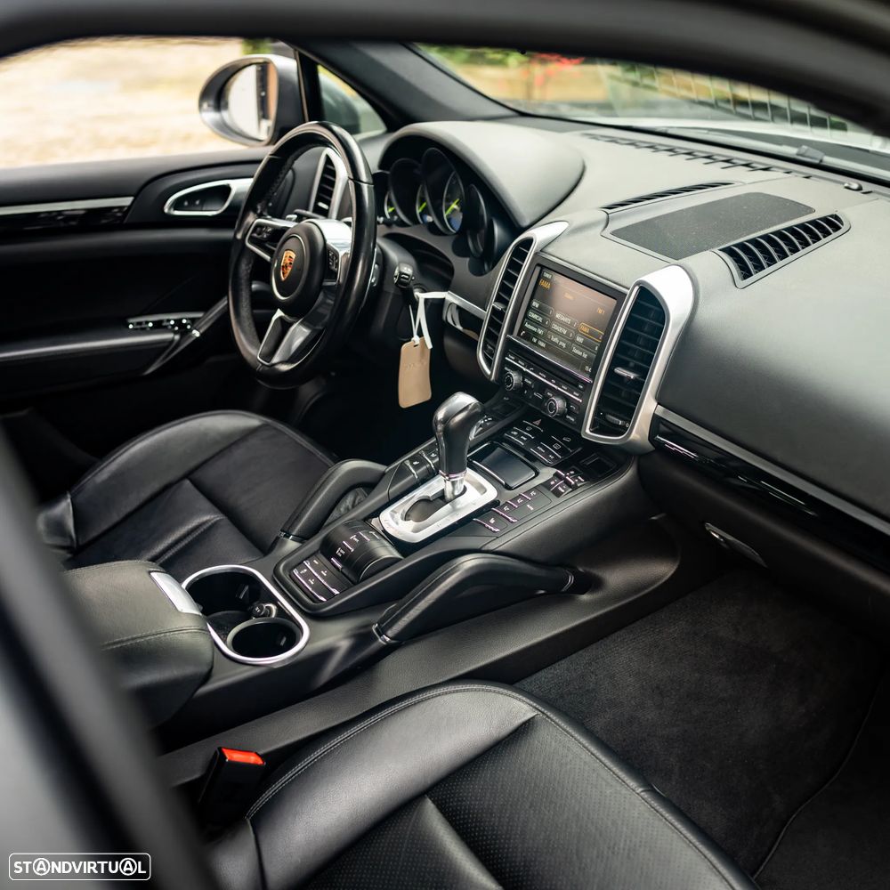 Porsche Cayenne S Tiptronic S - 8