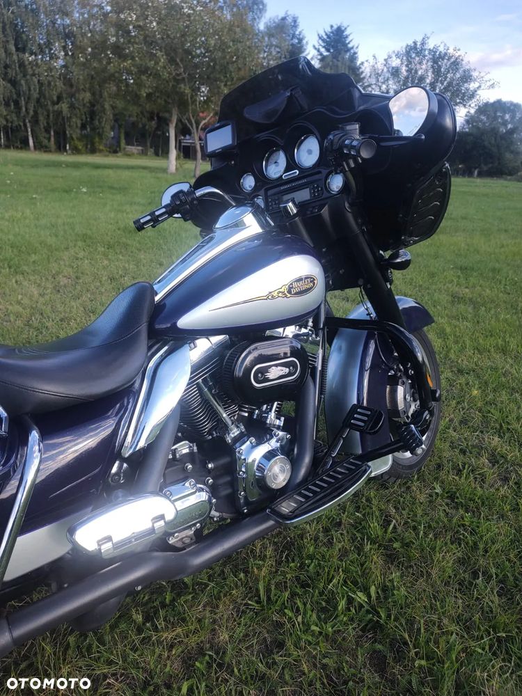 Harley-Davidson FLH Electra Glide - 7
