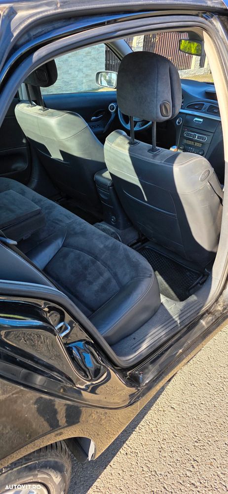 Renault Laguna 1.9 dCi Authentique - 8