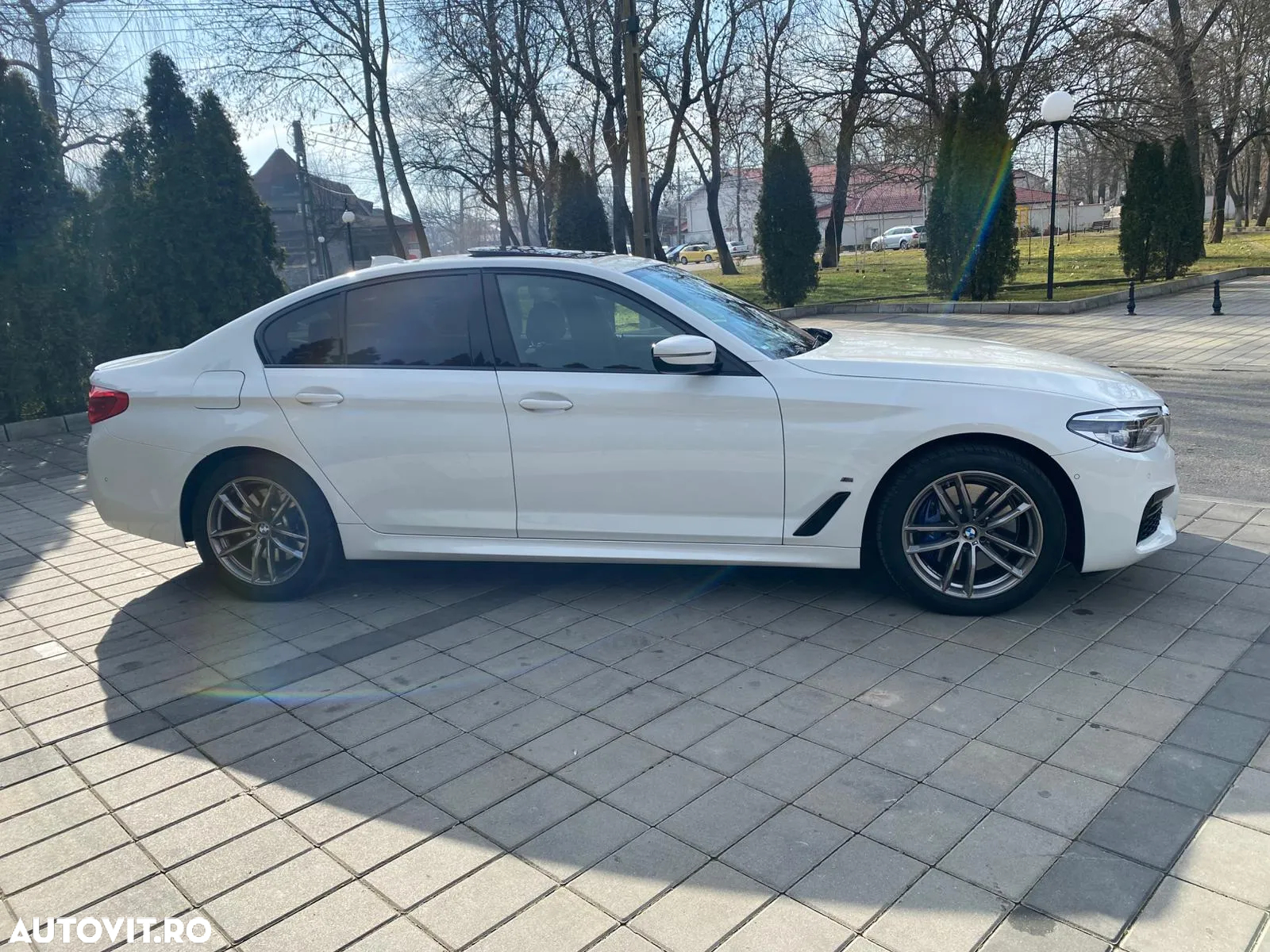 BMW Seria 5 530e xDrive AT PHEV - 5