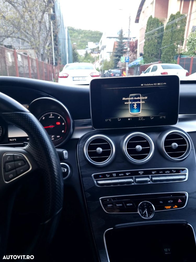 Mercedes-Benz C - 23