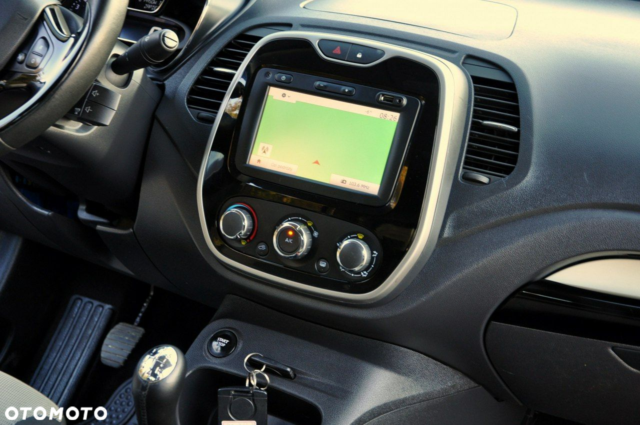 Renault Captur - 27