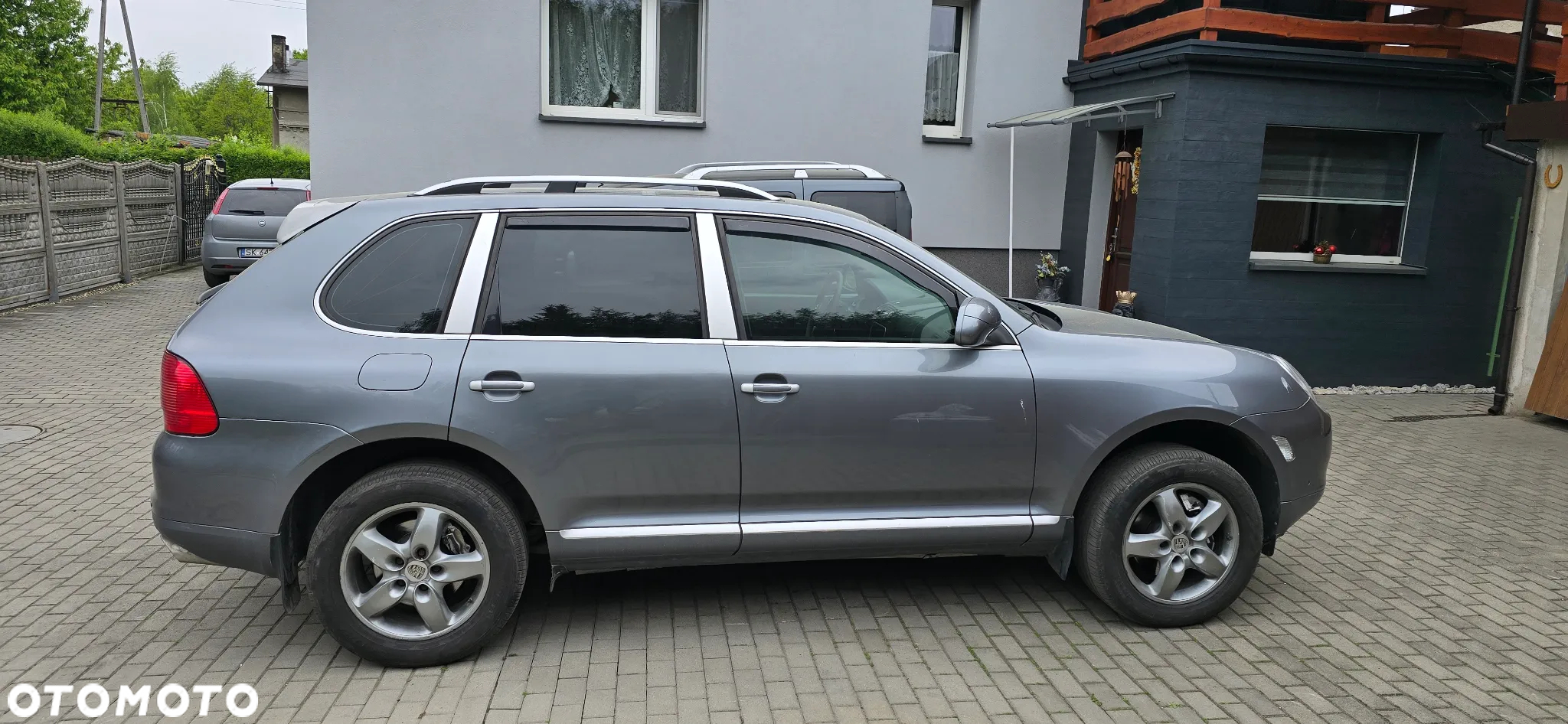 Porsche Cayenne - 27