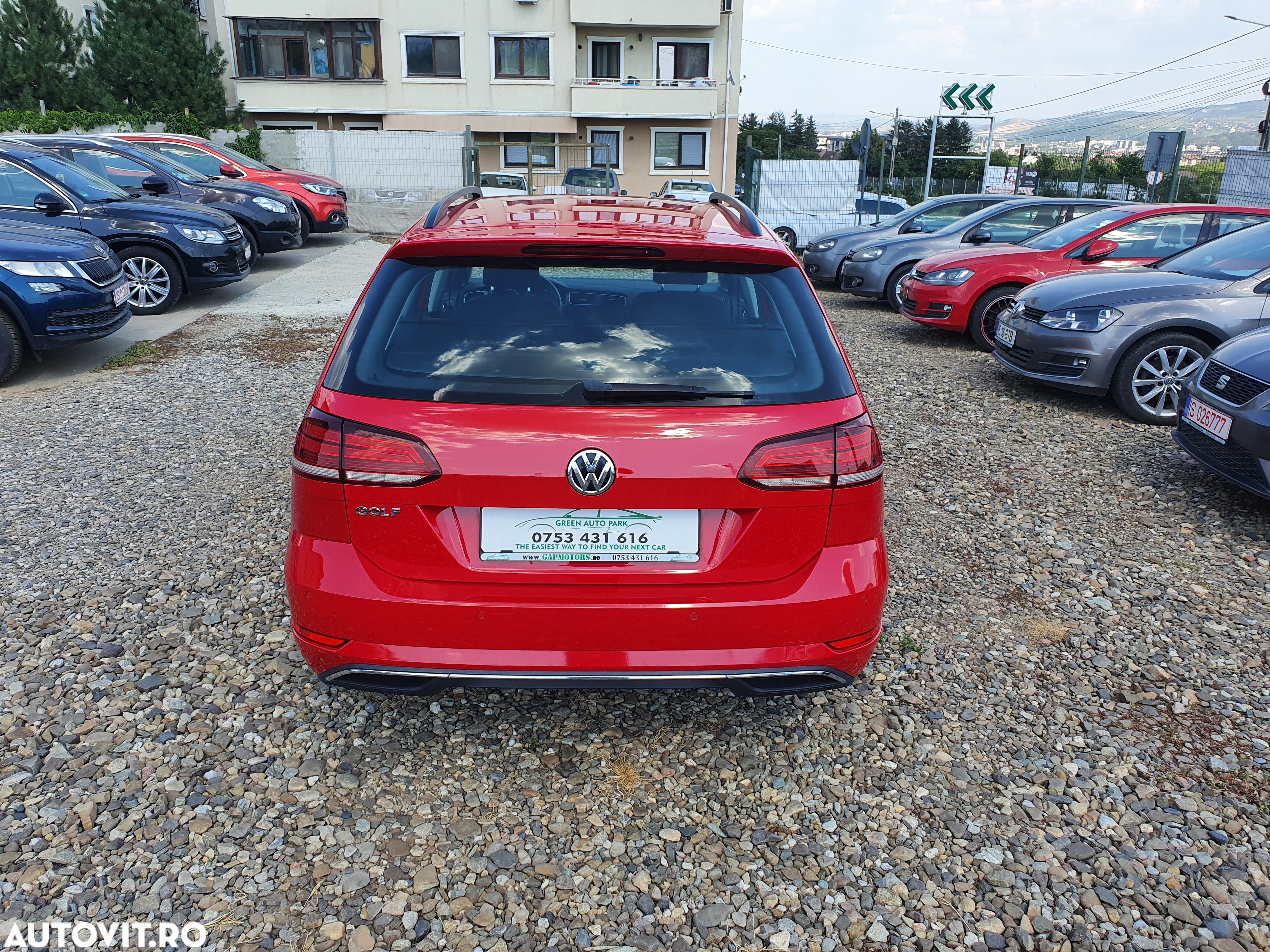 Volkswagen Golf 1.6 TDI Comfortline - 6