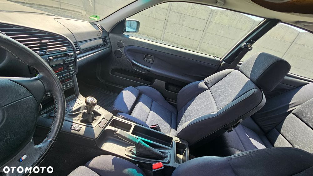 BMW Seria 3 - 33