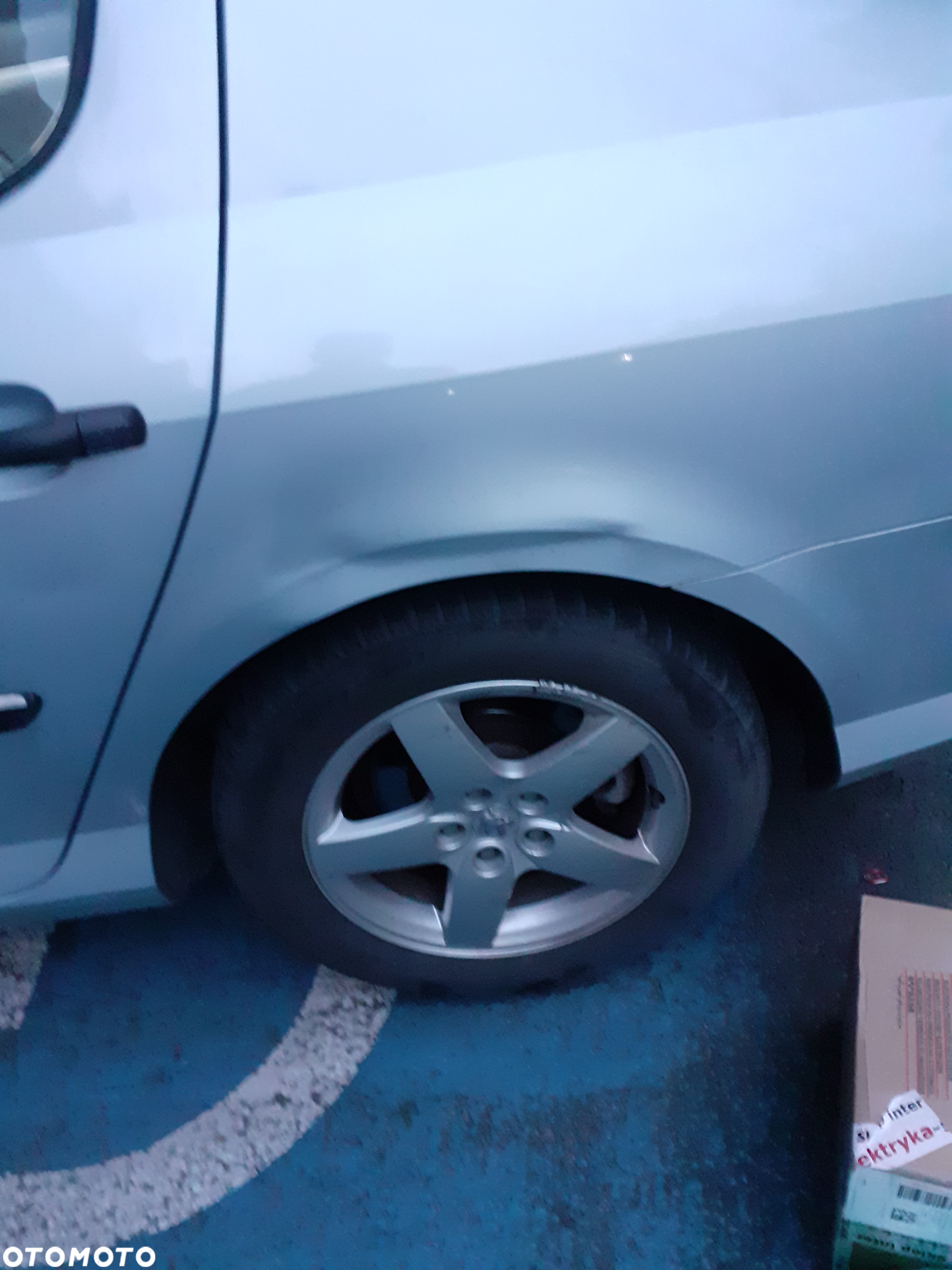 Peugeot 407 1.6 HDi Presence - 28