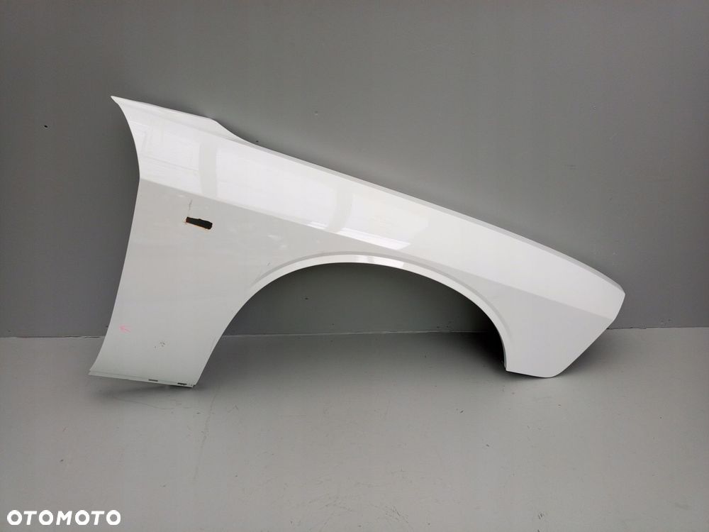 DODGE CHALLENGER 2007- BŁOTNIK PRAWY PRZEDNI ZAMIENNIK 68275470AA = - 2