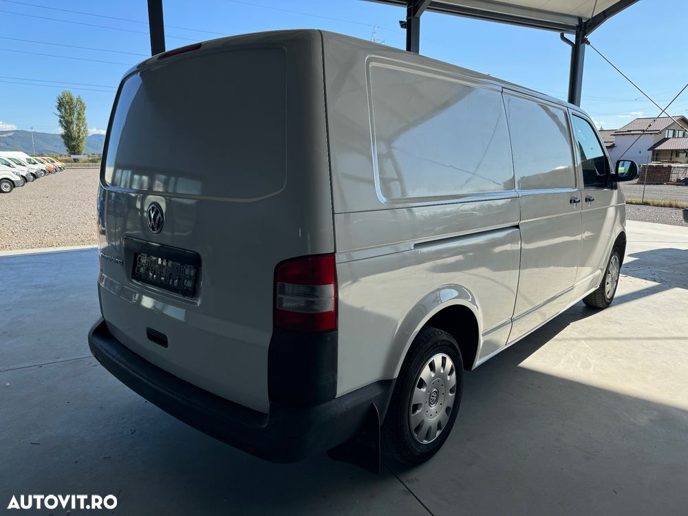 Volkswagen Transporter T5 - 3
