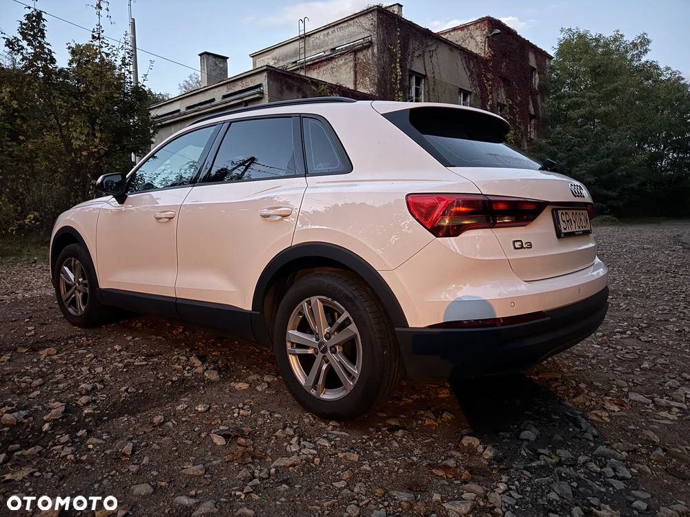 Audi Q3 2019 photo 4