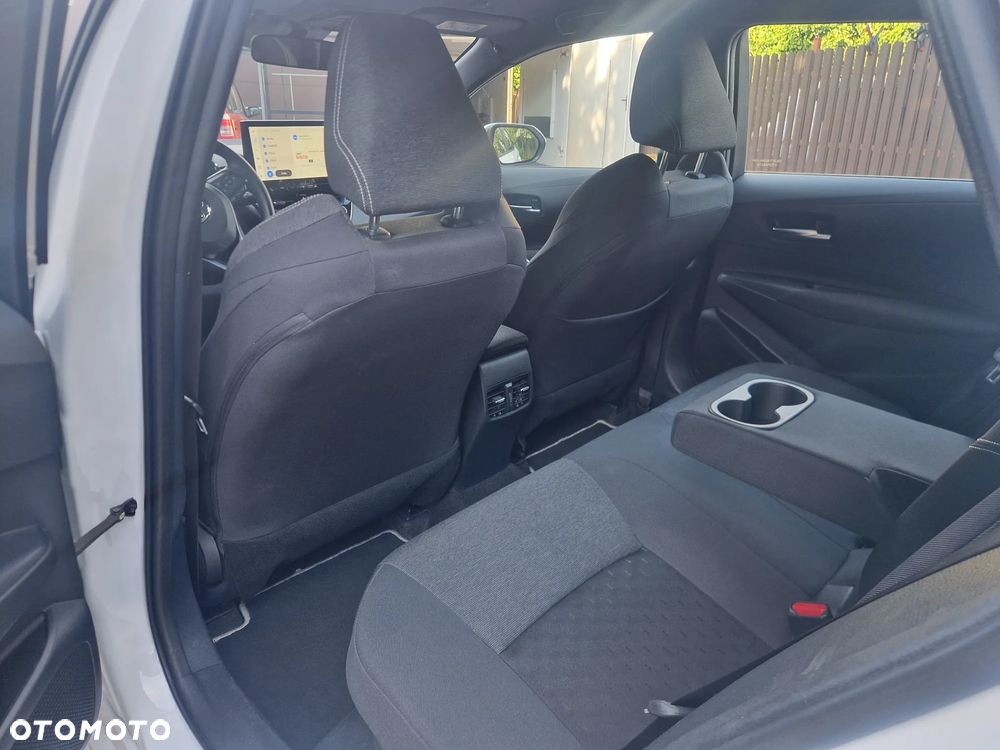 Toyota Corolla 1.8 Hybrid Comfort - 35
