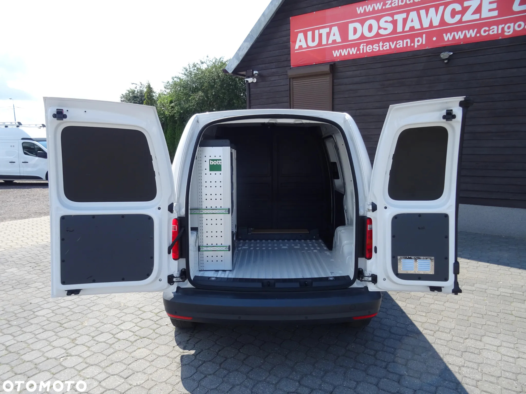 Volkswagen CADDY - 8