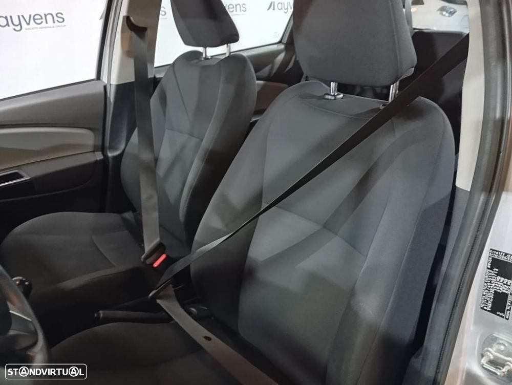 Toyota Auris 1.4 D-4D ACtive - 4