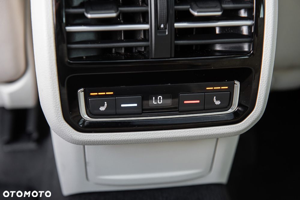 Volkswagen Passat Variant 1.8 TSI (BlueMotion Technology) DSG Comfortline - 29