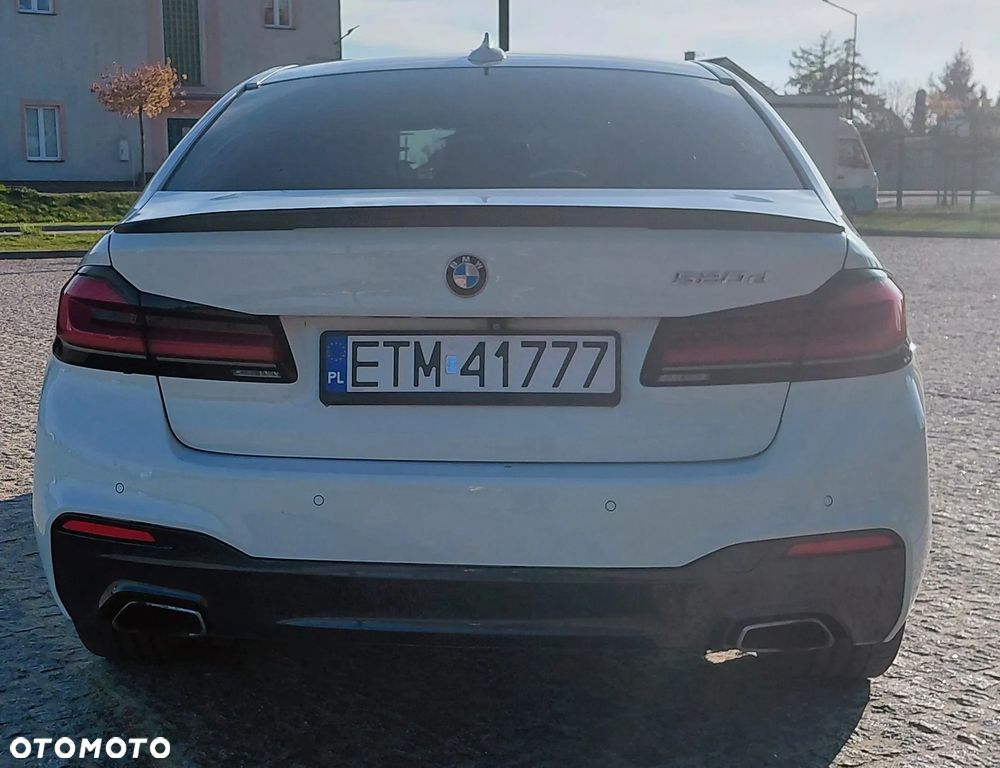 BMW Seria 5 520d M Sport Edition - 3