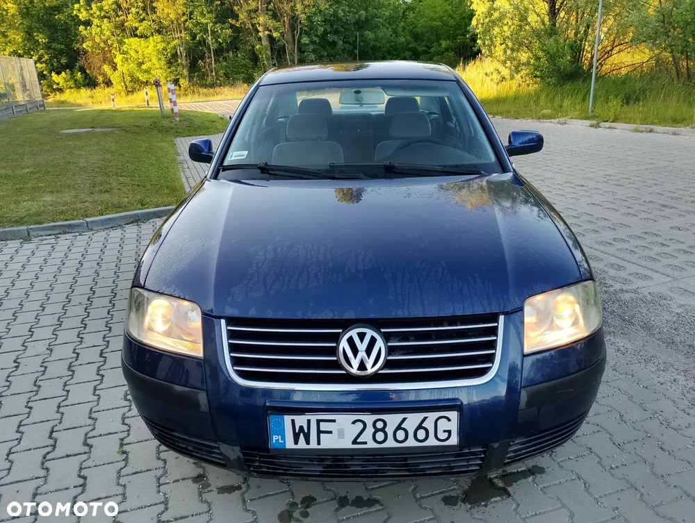 Volkswagen Passat 1.9 TDI Comfortline - 2