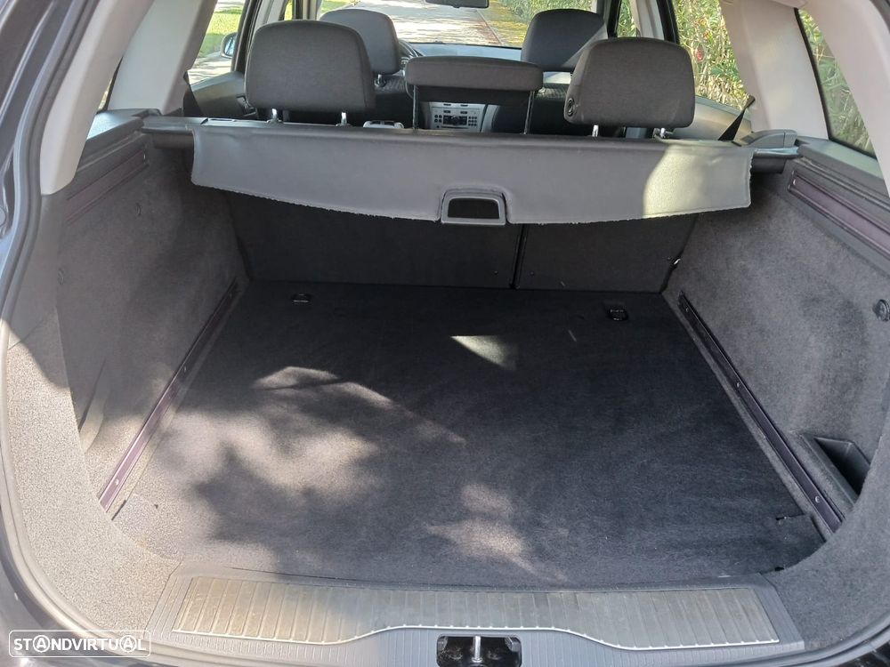 Opel Astra Caravan 1.7 CDTi Cosmo - 36